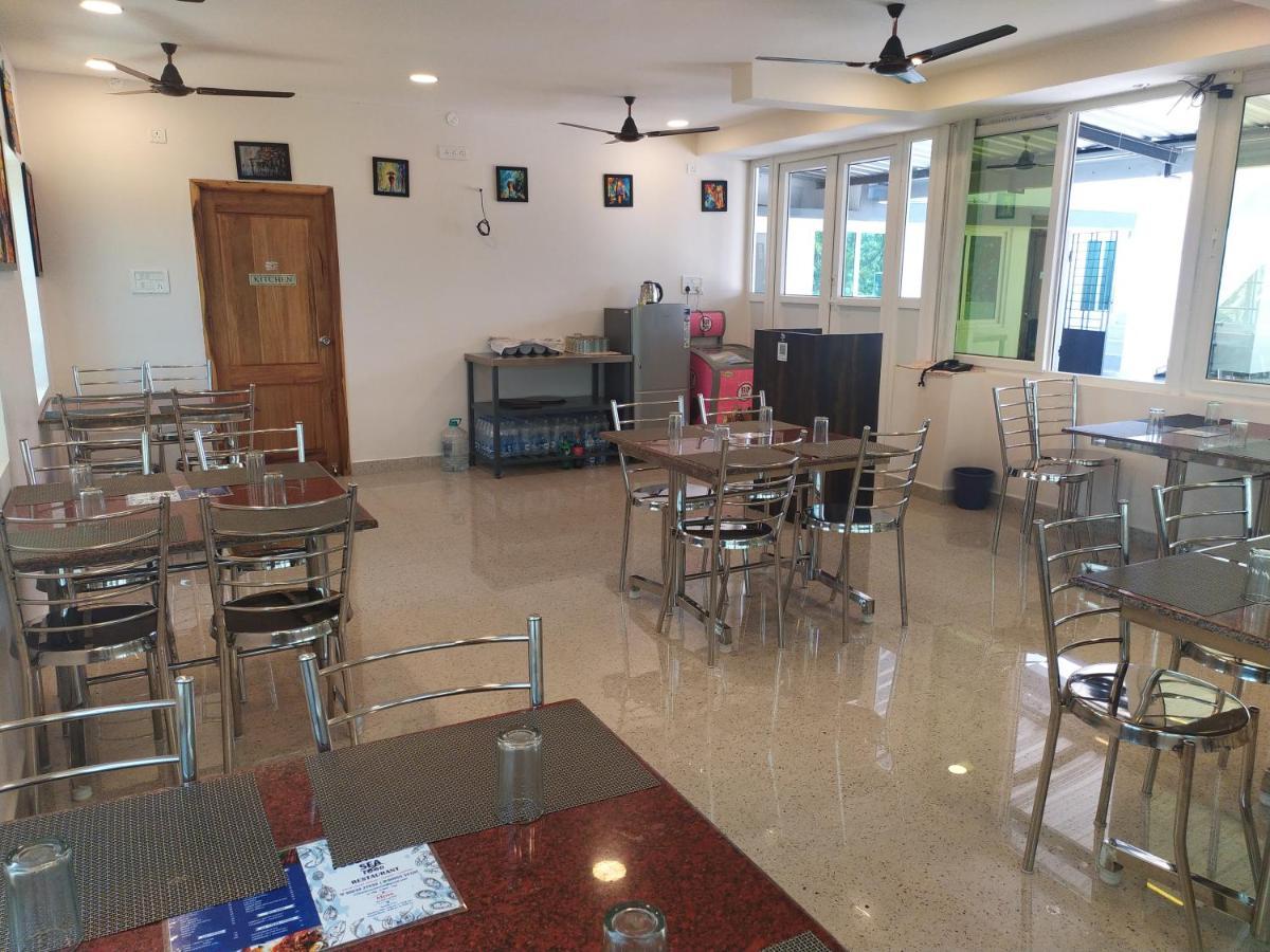 Hotel Rani And Rani Residency Pondicherry Exteriör bild