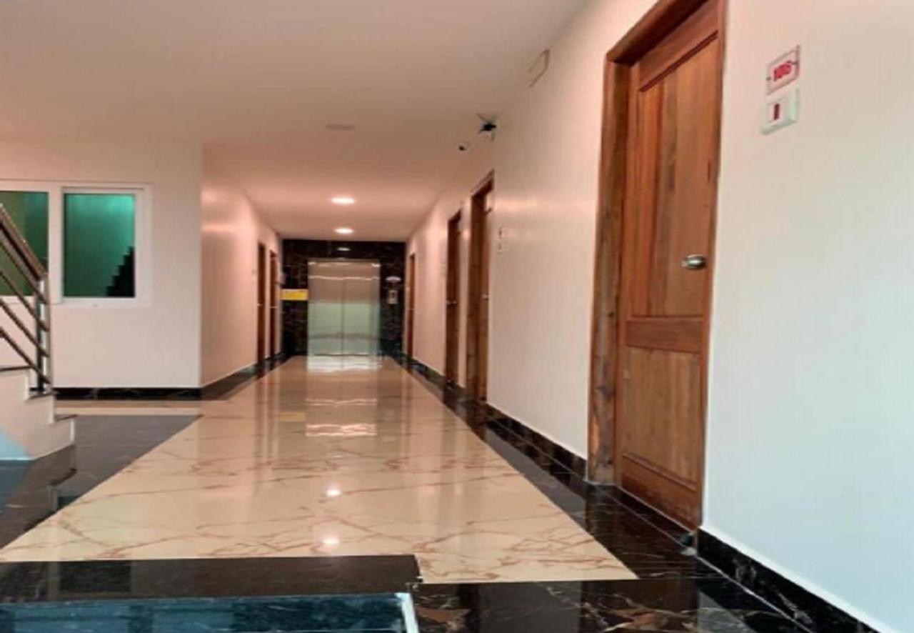 Hotel Rani And Rani Residency Pondicherry Exteriör bild