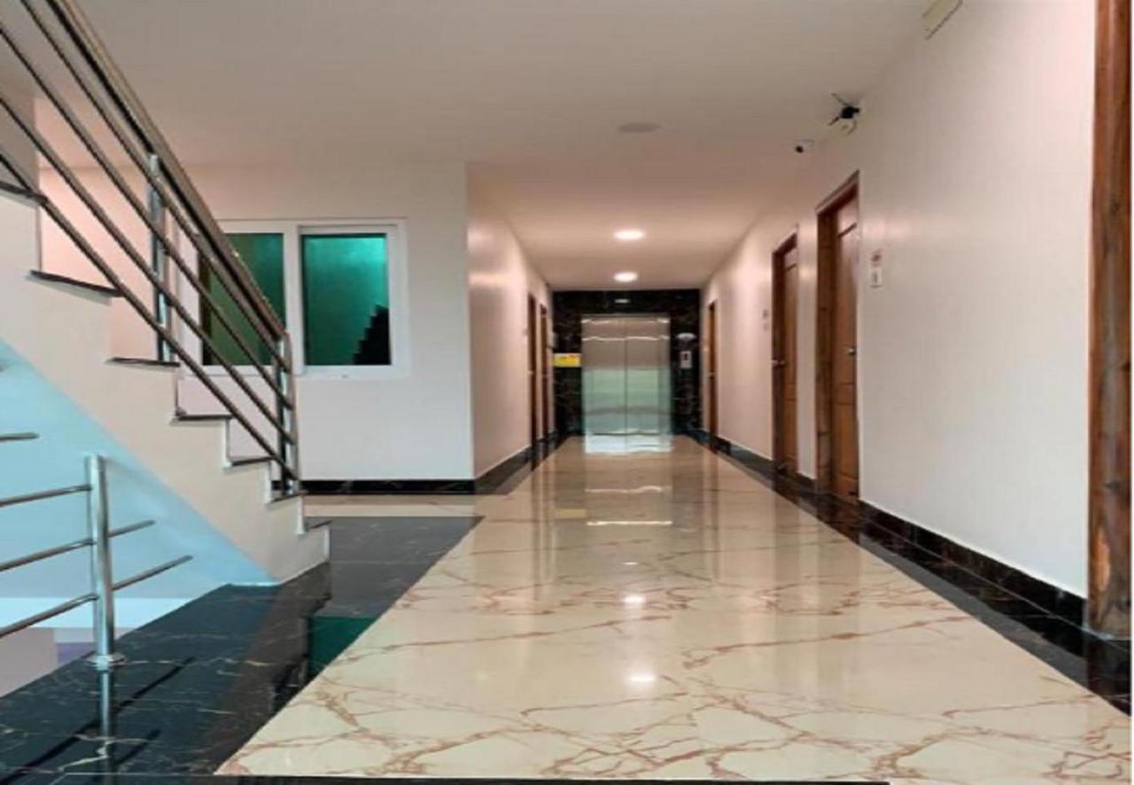 Hotel Rani And Rani Residency Pondicherry Exteriör bild